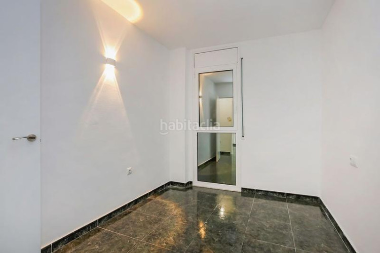 Piso  . muy bien ubicada en Zona Esportiva Terrassa