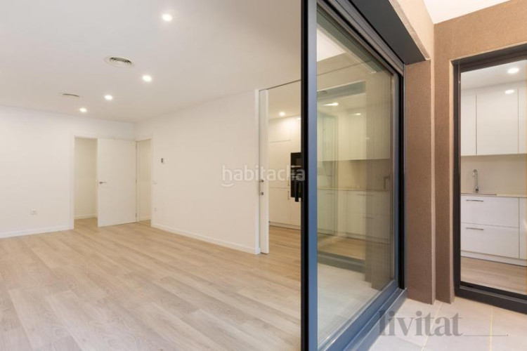 Planta baja en calle pere fizes 4 en San Pere Terrassa