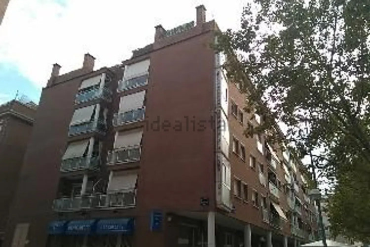 Piso en calle de Joan d'Àustria