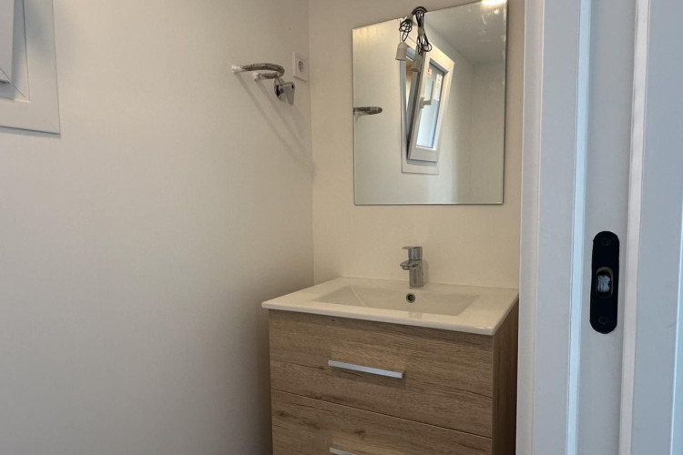 Carrer de la Llebre, Les Martines