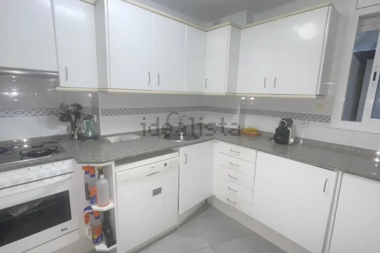 Piso en plaza del Mestre Serrat