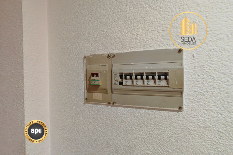 Carrer de Marinelu00B7lo Bosch, Cementiri Vell