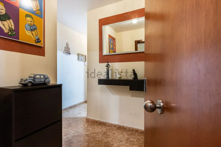 Piso en Barrio Les Arenes