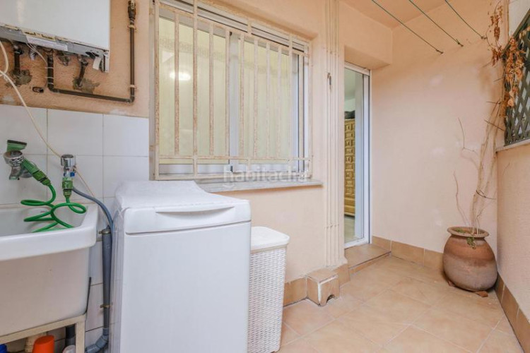 Planta baja magnífico piso con parquing en el centro ! en Terrassa