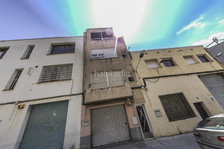 Piso gran oportunidad de inversión en subastas de activos!vivienda en venta , barcelona.buscas una inversión segura y rentab en Terrassa