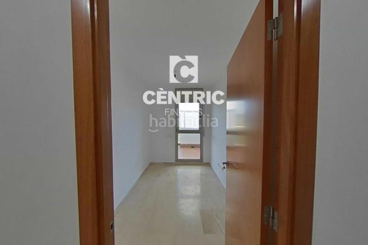 Dúplex piso luminoso con 3 habitaciones gran oportunidad de inversión! en Terrassa