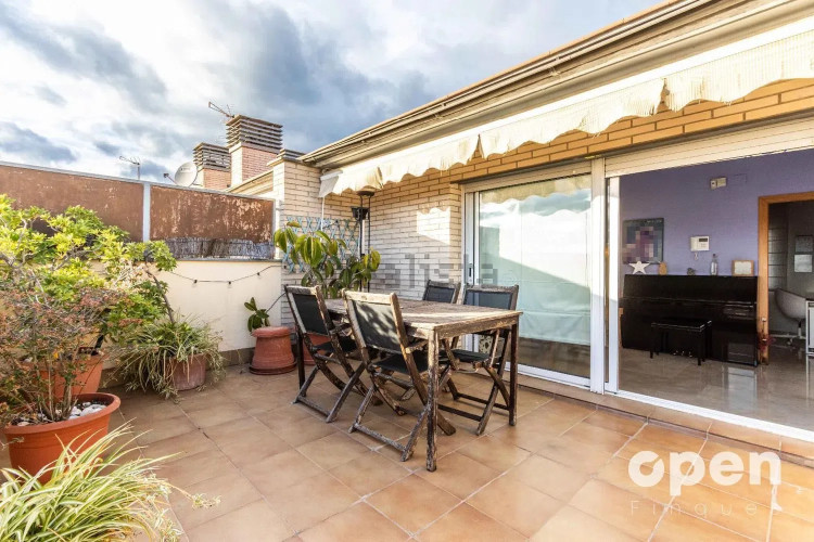 Dúplex en calle de Fra Bonaventura Gran