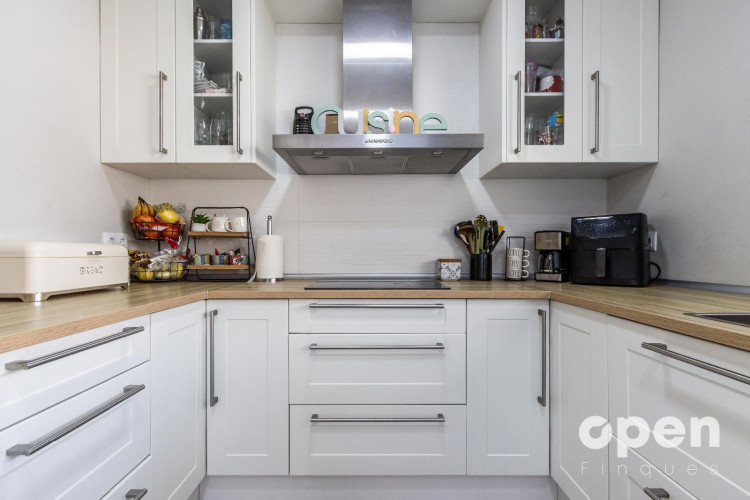 Marinel.lo Bosch, Cementiri Vell