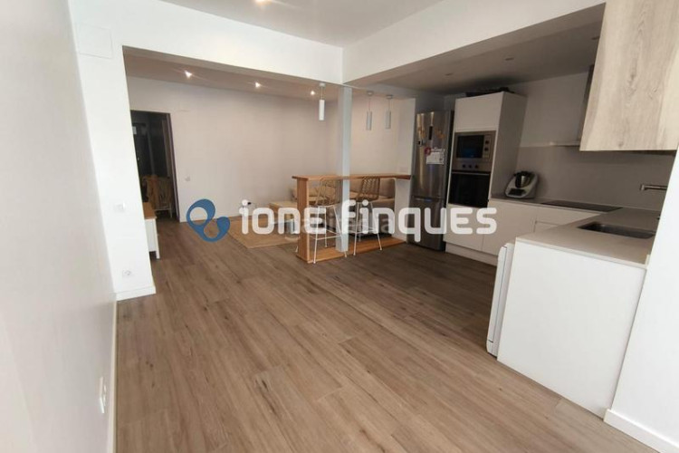 Casa adosada ione finques ofrece en Les Arenes - La Grípia - Can Montllor Terrassa
