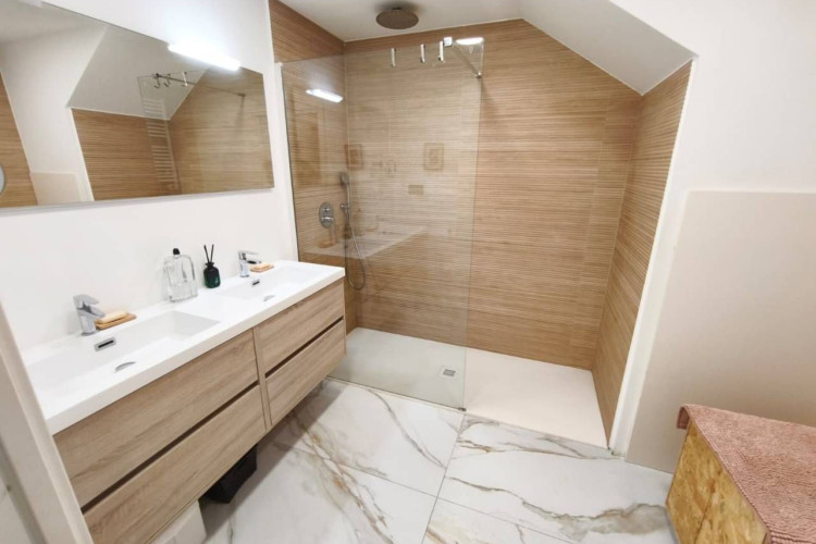 Major de Sant Pere, Vallparadu00EDs - Antic Poble de Sant Pere