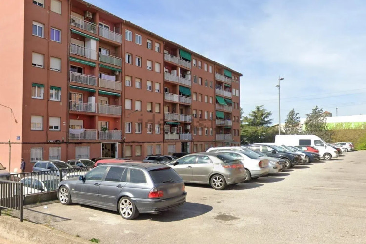 Piso en calle d'Amèrica, 50 -62