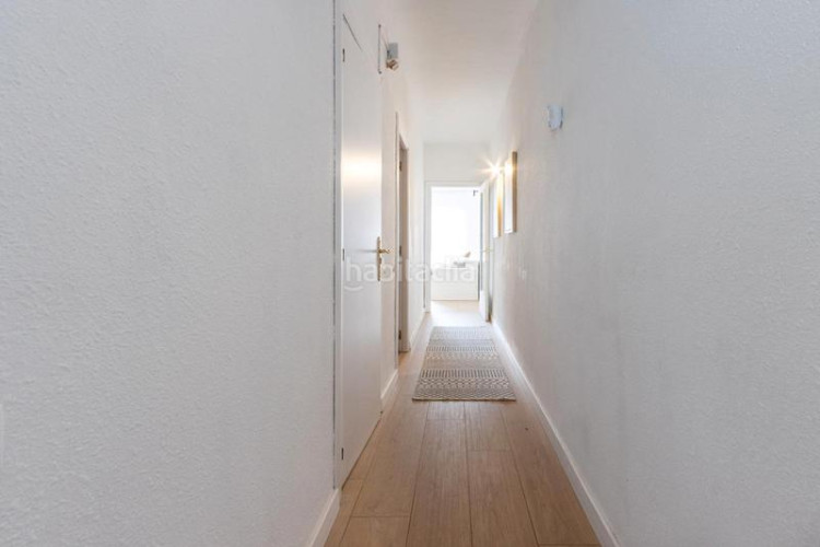 Dúplex vivienda tipo dúplex de 2habs. + garaje + patio. zona Segle XX en Terrassa