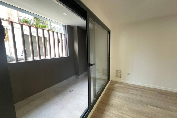 Pere de Fizes, Sant Pere