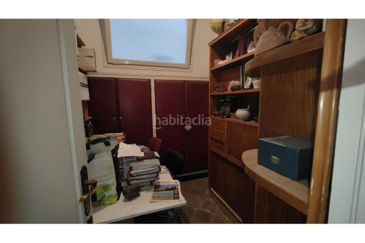 Casa adosada venta casa adosada a reformar con muchas posibilidades. en Terrassa