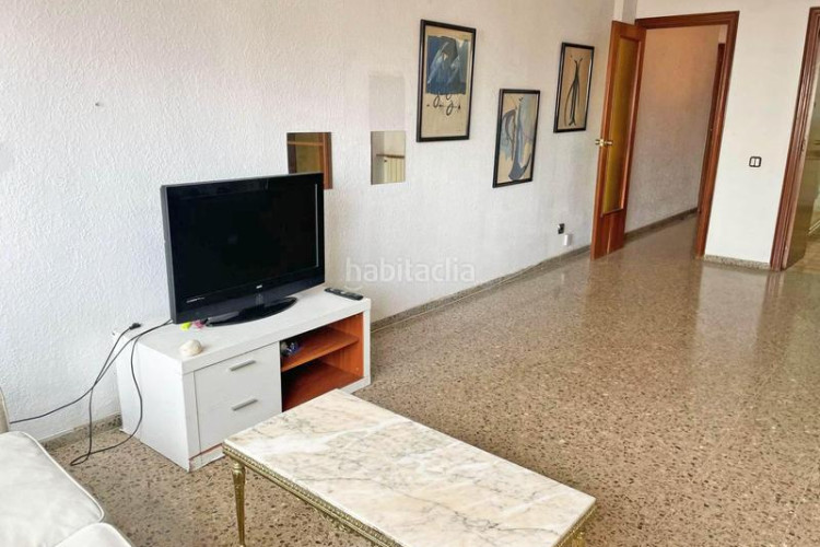 Piso  en venta zona escoles en Cementiri Vell Terrassa