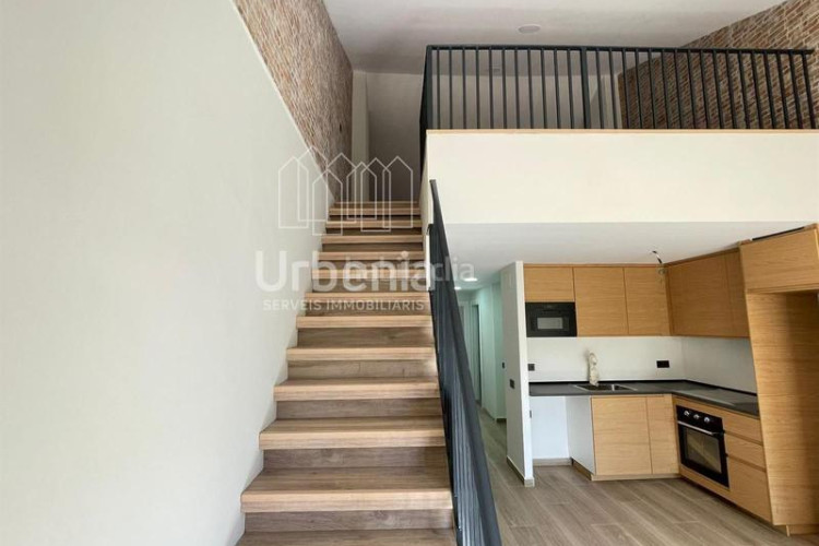Dúplex  en venta en Ca n'Aurell Terrassa