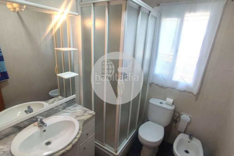 Casa encantadora casa independiente en Can Parellada, perfecta para dos familias en Terrassa