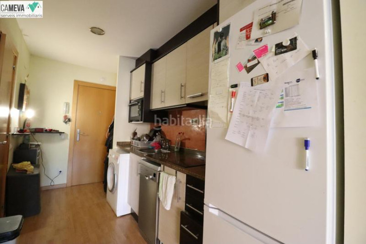 Piso precioso piso con terraza de 50m2 en Vallparadís - Antic Poble de Sant Pere Terrassa