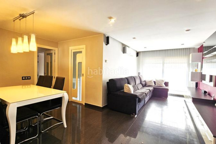 Piso en carrer de pau marsal 76 exclusiva vivienda con acabados de lujo y una ubicación inmejorable. en Terrassa