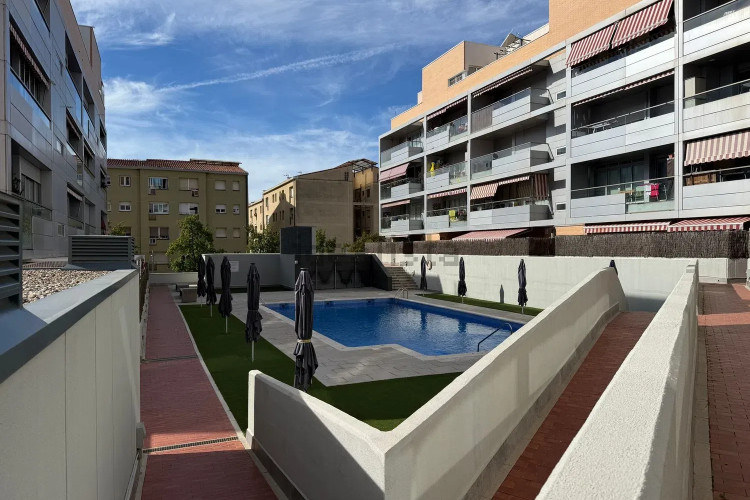 Piso en Av Lacetania,De La
