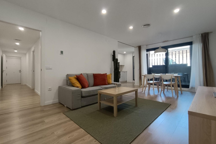 Carrer Pere de Fices, Sant Pere