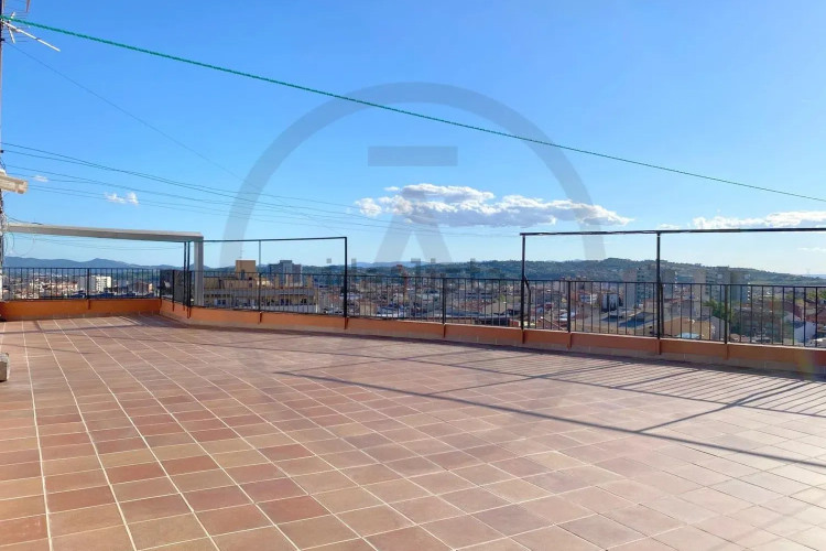 Piso en avenida de Jaume I