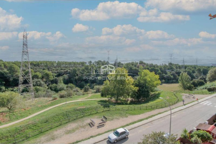 Piso  en venta en ca naurell08221 en Les Arenes - La Grípia - Can Montllor Terrassa