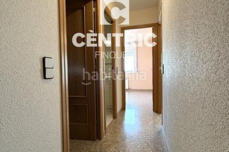 Dúplex ático dúplex en venta con 4 habitaciones estudio en Terrassa