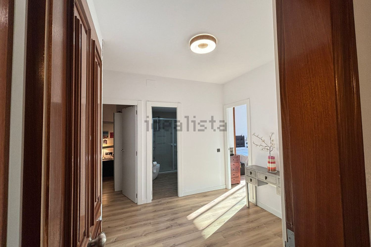 Chalet adosado en calle de la Manxa