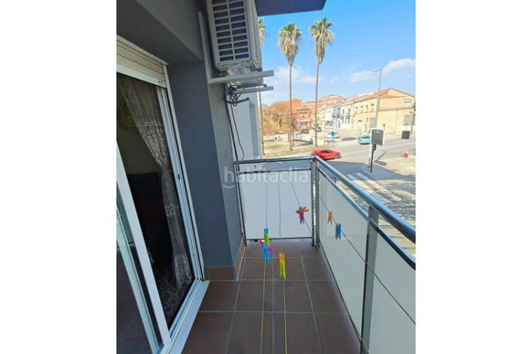 Piso  reformado para entrar a vivir. en La Cogullada Terrassa