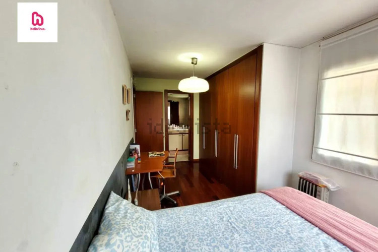 Piso en calle de Caterina Albert