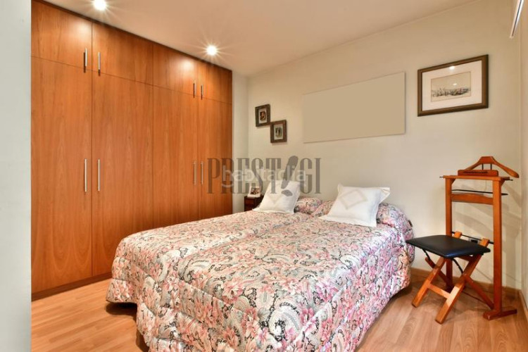 Casa espectacular casa en venta cerca de la avenida jaume i! en Terrassa