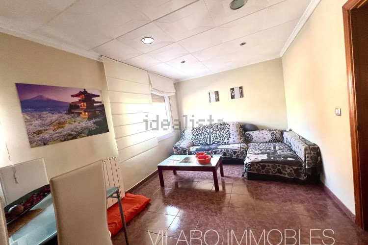 Piso en calle d'Adra