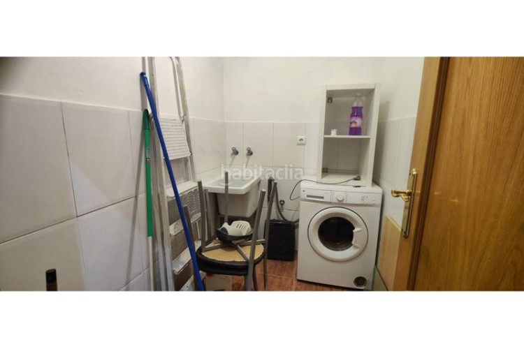 Piso  de 3 habitaciones con parking en Plaça Catalunya - Escola Industrial Terrassa