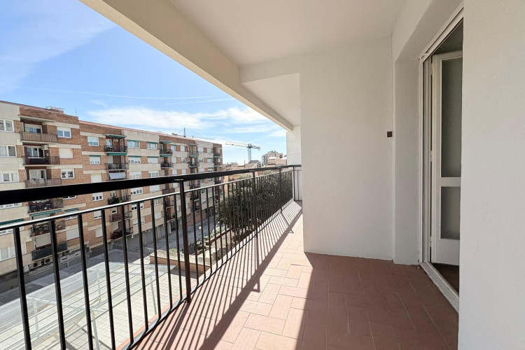 Vallparadu00EDs - Antic Poble de Sant Pere