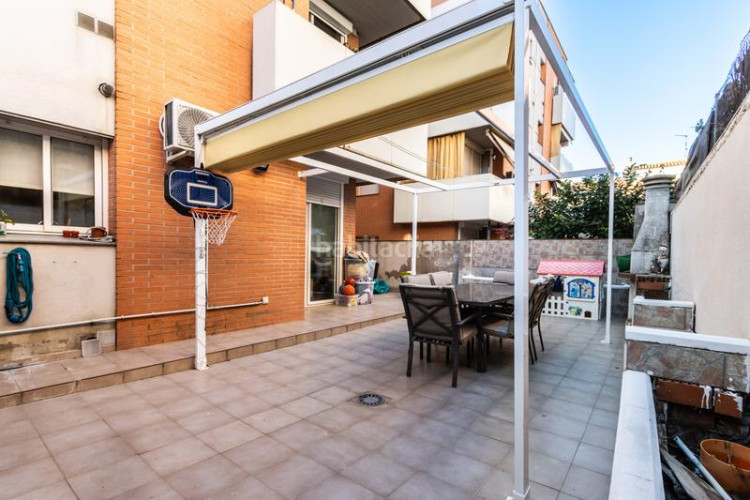 Piso un lugar para vivir, jugar y compartir momentos en familia en Terrassa