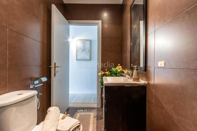 Dúplex vivienda tipo dúplex de 2habs. + garaje + patio. zona Segle XX en Terrassa