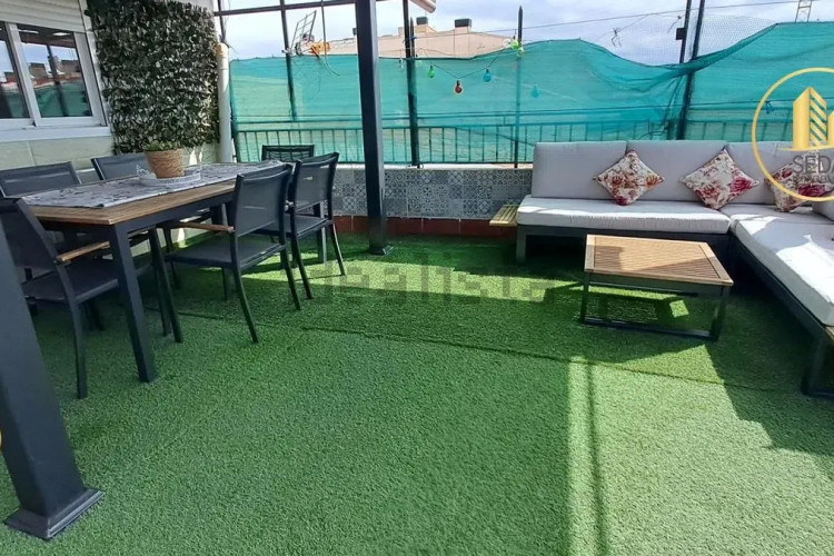 Ático en calle de la Mare de Déu del Carme