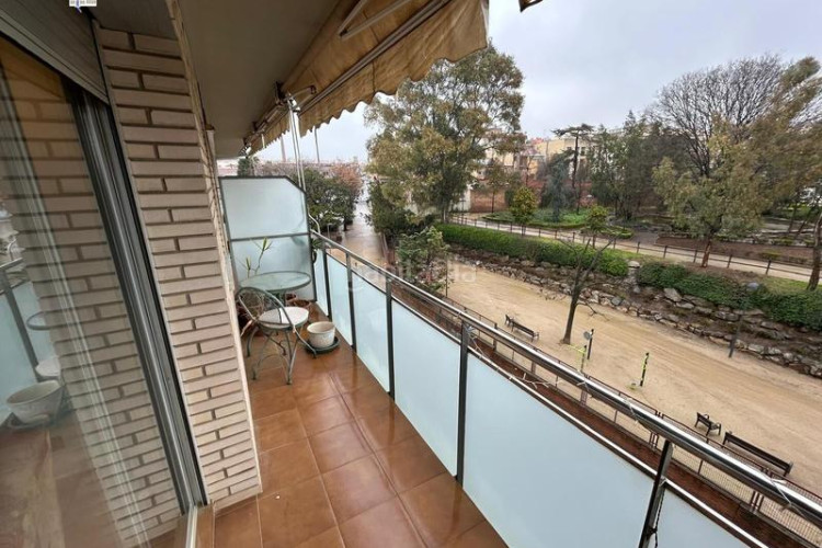 Piso exclusivo piso en el corazón zona ca naurell!!! en Terrassa