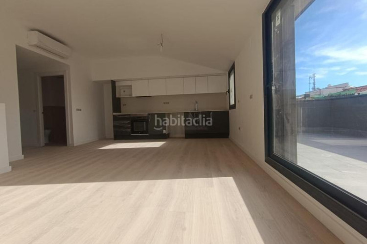 Dúplex en transversal 181 obra nova acabada dalta qualitat i eficiència a en Terrassa