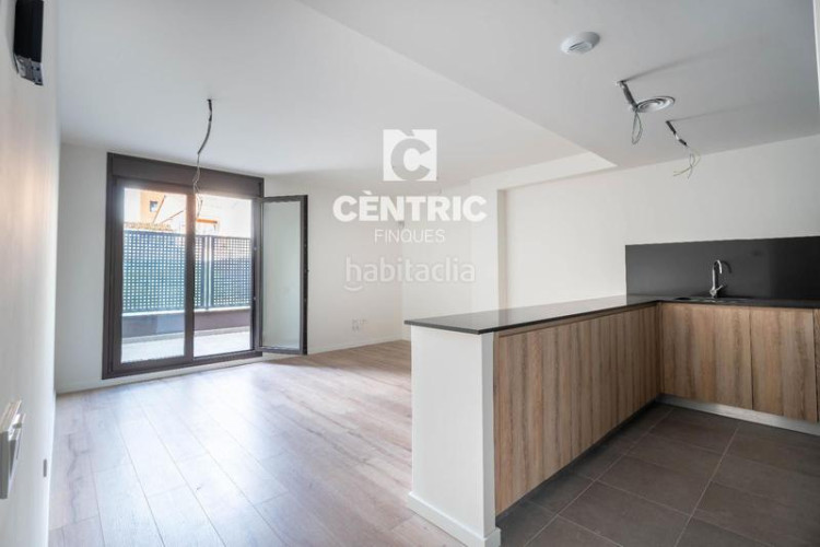 Piso prat de la riba, obra nueva en San Pere Terrassa