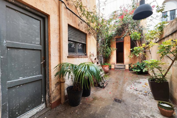 Casa cèntrica en Ca n'Aurell Terrassa