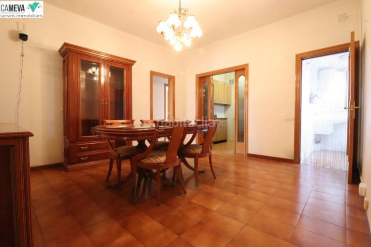 Piso 4 habitaciones y balcón en La Maurina Terrassa