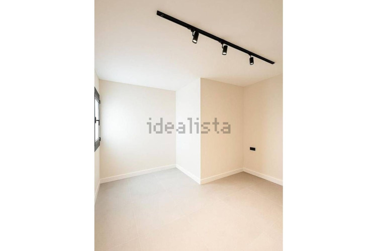 Piso en calle de la Creu Gran, 35
