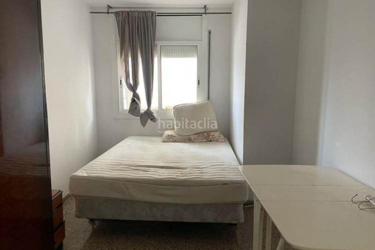 Piso pis 3 habitacions en Cementiri Vell Terrassa