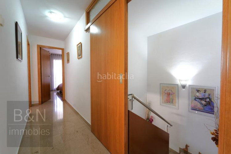 Dúplex espectacular terraza, garaje privado capacidad para 4 coches, vivienda amplia y luminosa! en Terrassa