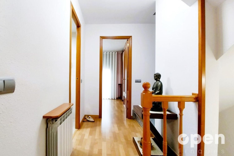 de Rocafort, Les Arenes - La Gru00EDpia  Can Montllor