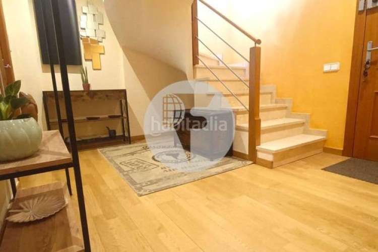 Dúplex  de ensueño en el centro con gran terraza y balcón, 2 plazas de parking y detalles premium en Terrassa