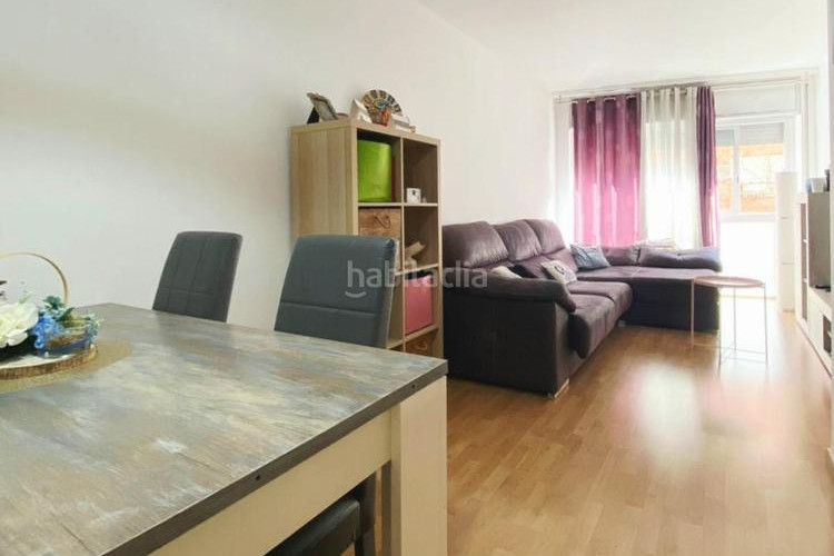 Planta baja piso de en Segle XX con pk actualmente alquilado en Terrassa