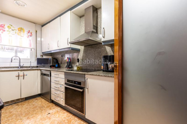 Piso un lugar para vivir, jugar y compartir momentos en familia en Terrassa